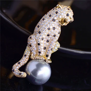 Novo Animal de Leopardo Crystal Pearl Broches para as Mulheres os Homens de Moda de Ouro, Cor de Prata Cúbicos Zironia Broches Pinos de Jóias Acessório